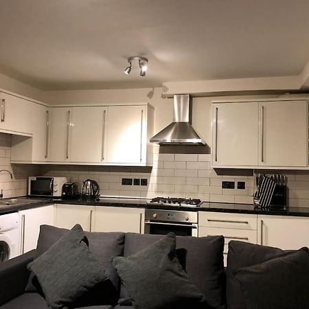 Modern 1 Bedroom Apartment Close To Penzance Town Centre. 외부 사진